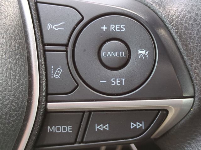 Used 2024 Toyota Camry LE image 19
