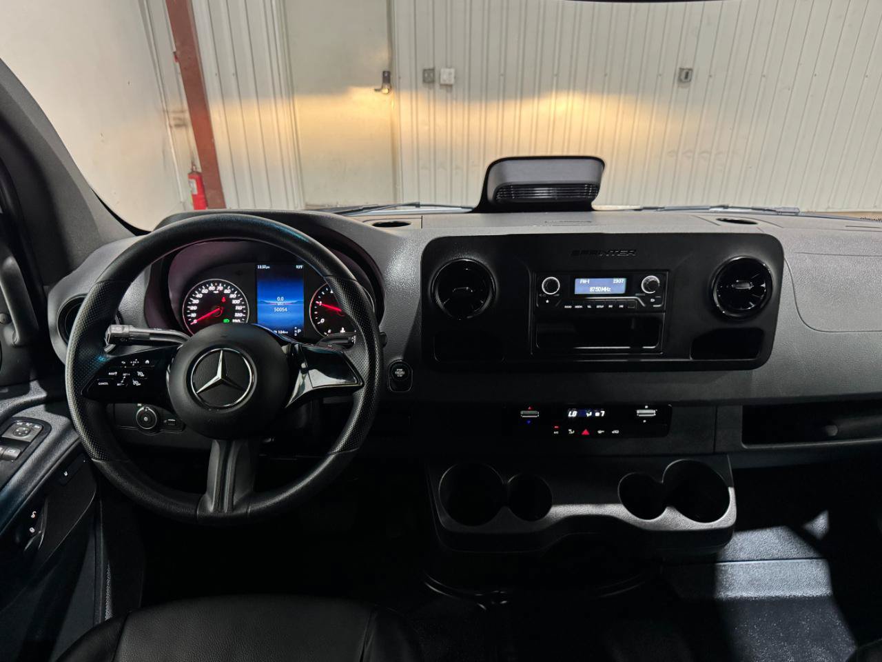 Used 2025 Mercedes-Benz Sprinter 2500 image 13