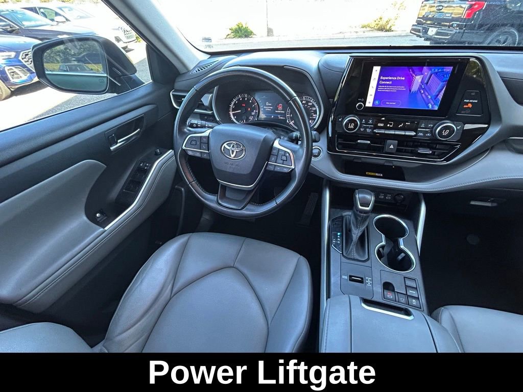 Used 2023 Toyota Highlander XLE FWD image 9