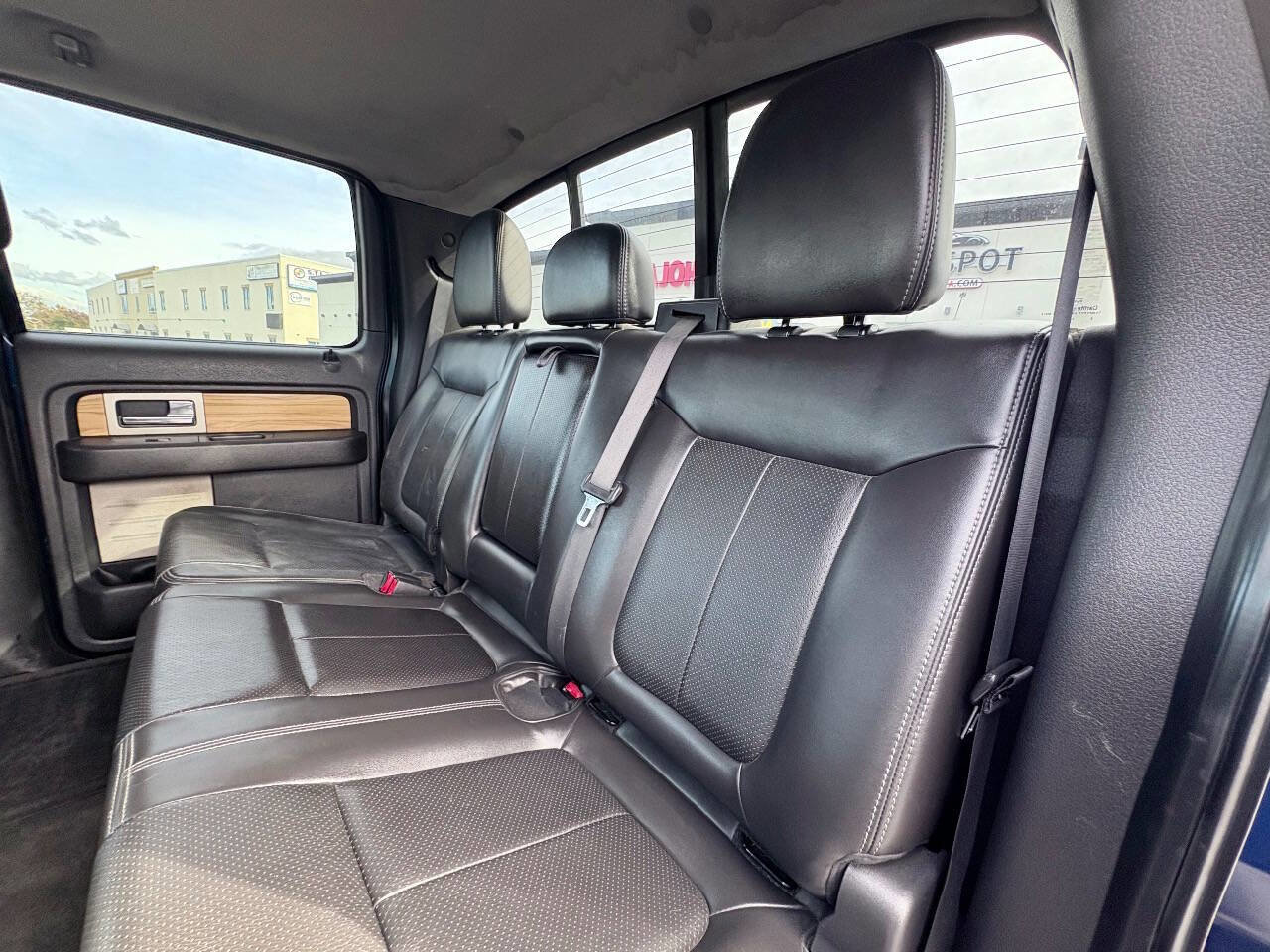 Used 2011 Ford F150 Lariat w/ Lariat Chrome Pkg image 21