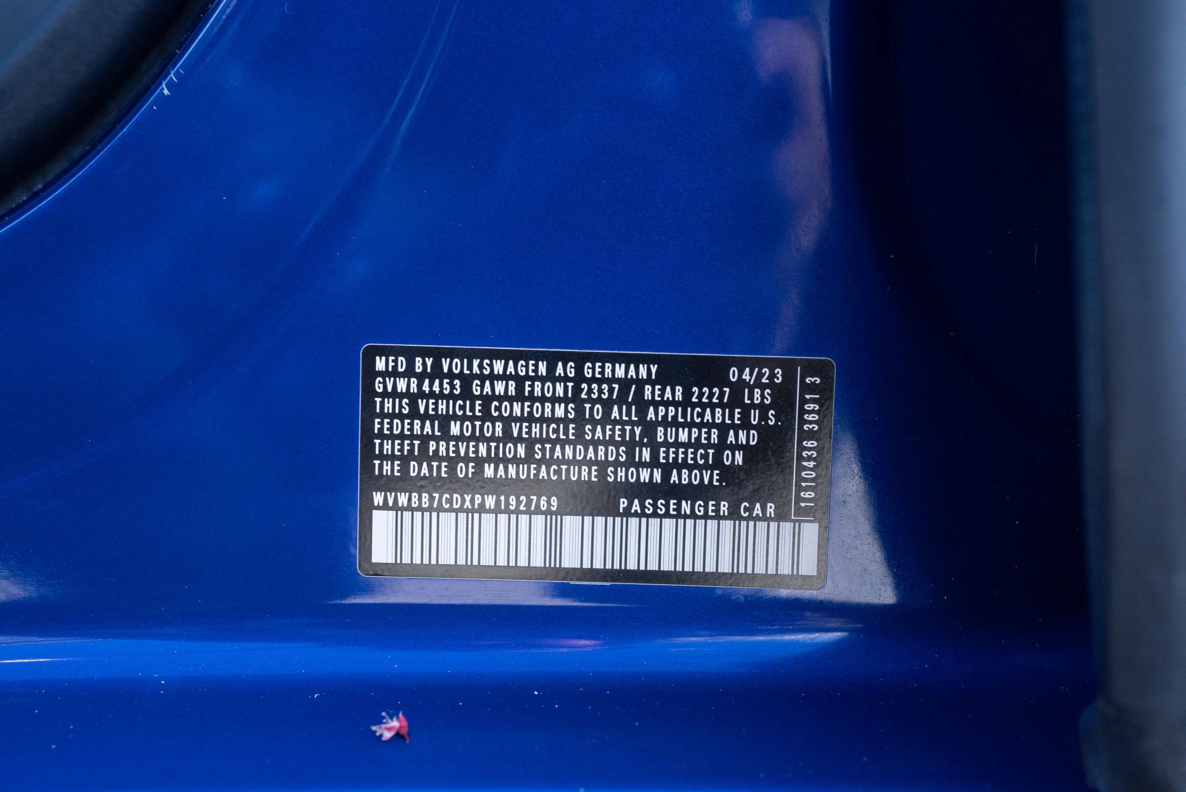 Used 2023 Volkswagen Golf 20th Anniversary Edition image 31