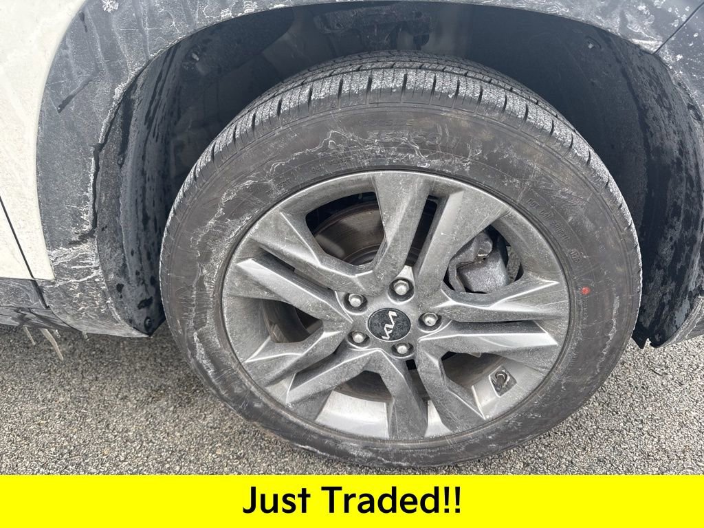 Certified 2023 Kia Seltos LX image 10