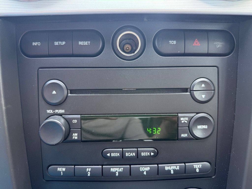 Used 2006 Ford Mustang GT RWD image 18