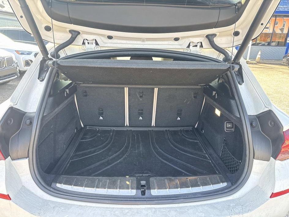 Used 2022 BMW X2 sDrive28i w/ Convenience Package image 10