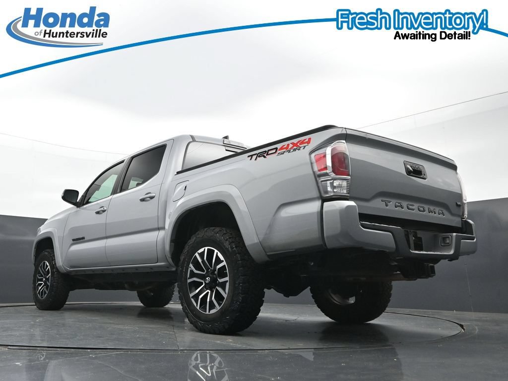 Used 2020 Toyota Tacoma TRD Sport AWD/4WD image 30