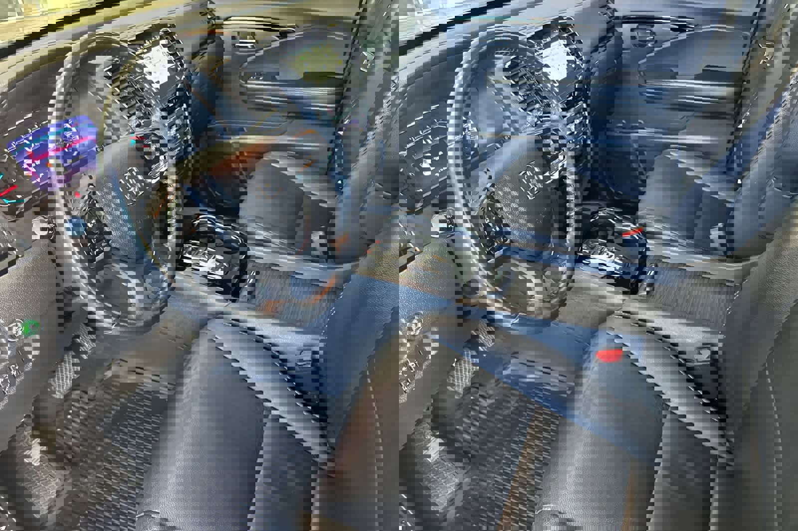 Used 2019 Honda Pilot Touring image 11