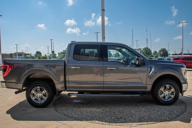 Used 2021 Ford F150 XLT w/ Equipment Group 302A High AWD/4WD image 6