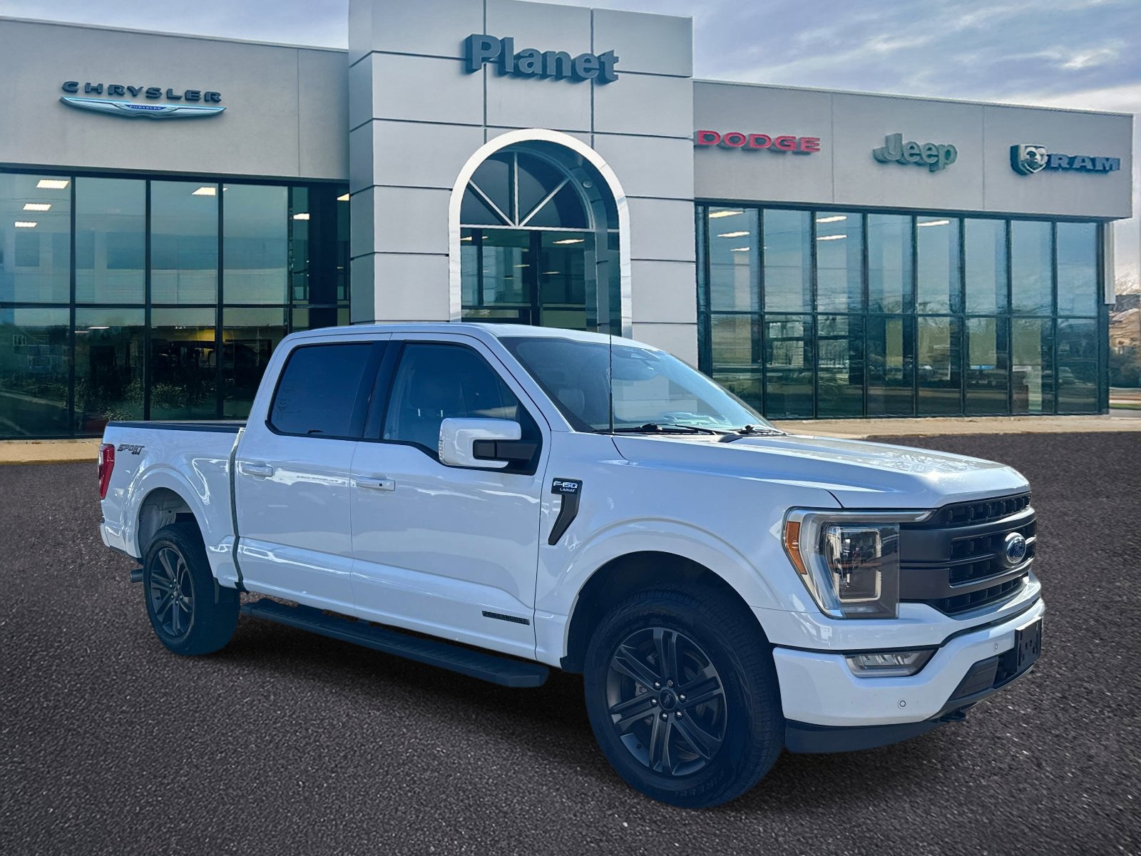 Used 2022 Ford F150 Lariat w/ Equipment Group 502A High AWD/4WD image 1