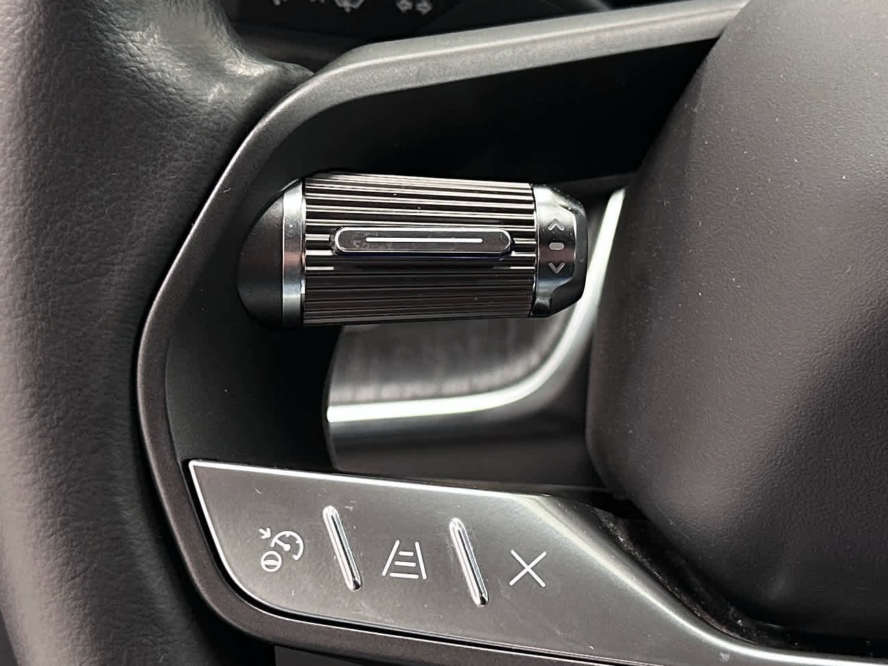 Used 2024 Lucid Air Touring image 25