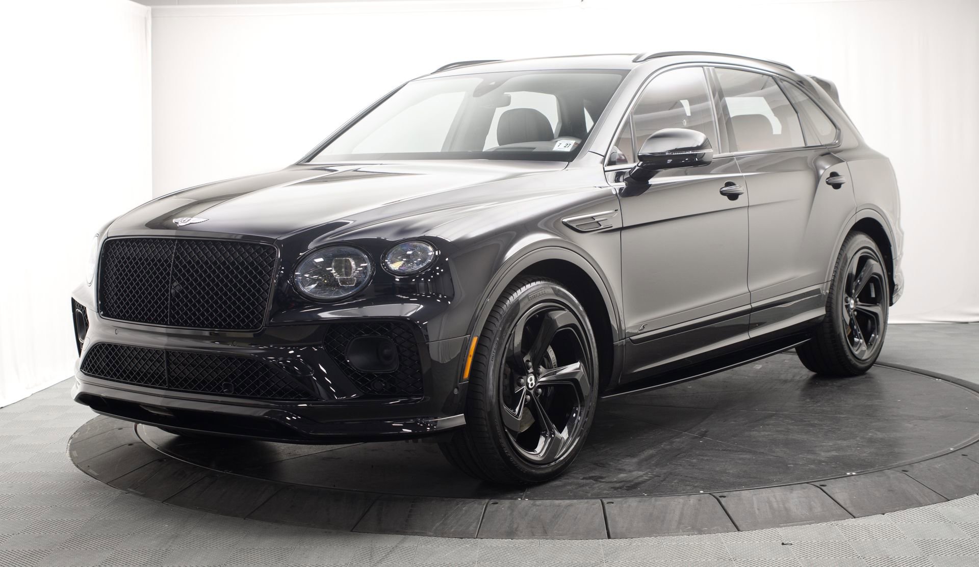 Used 2022 Bentley Bentayga image 7