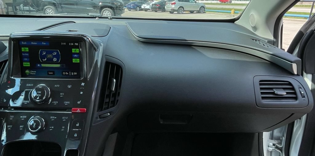 Used 2014 Chevrolet Volt Premium w/ Premium Trim Package FWD image 29
