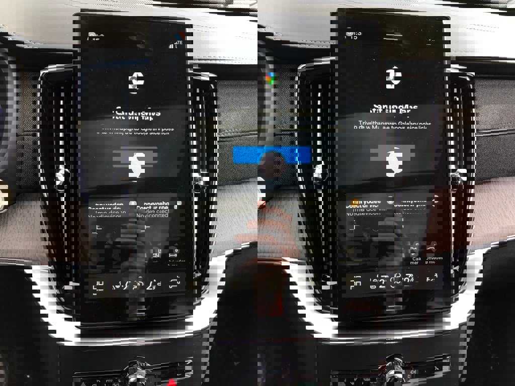 New 2026 Volvo XC90 B6 Ultra w/ Protection Package image 24