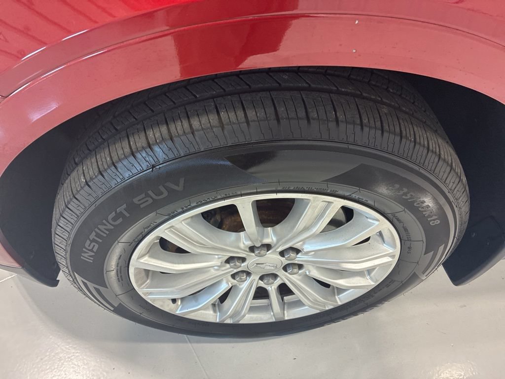 Used 2019 Cadillac XT5 FWD image 11