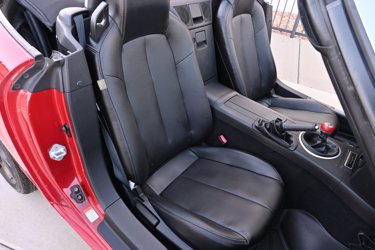 Used 2006 MAZDA MX-5 Miata 3rd Generation Limited RWD image 15