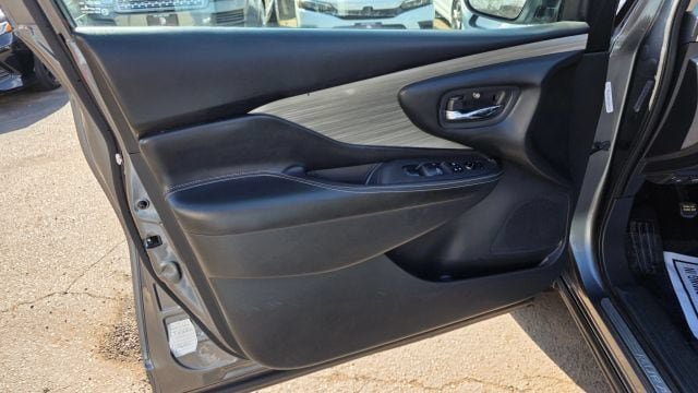 Used 2016 Nissan Murano S AWD/4WD image 11