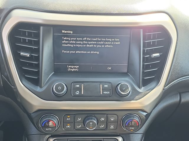 Certified 2023 GMC Acadia Denali w/ Denali Ultimate Package AWD/4WD image 29