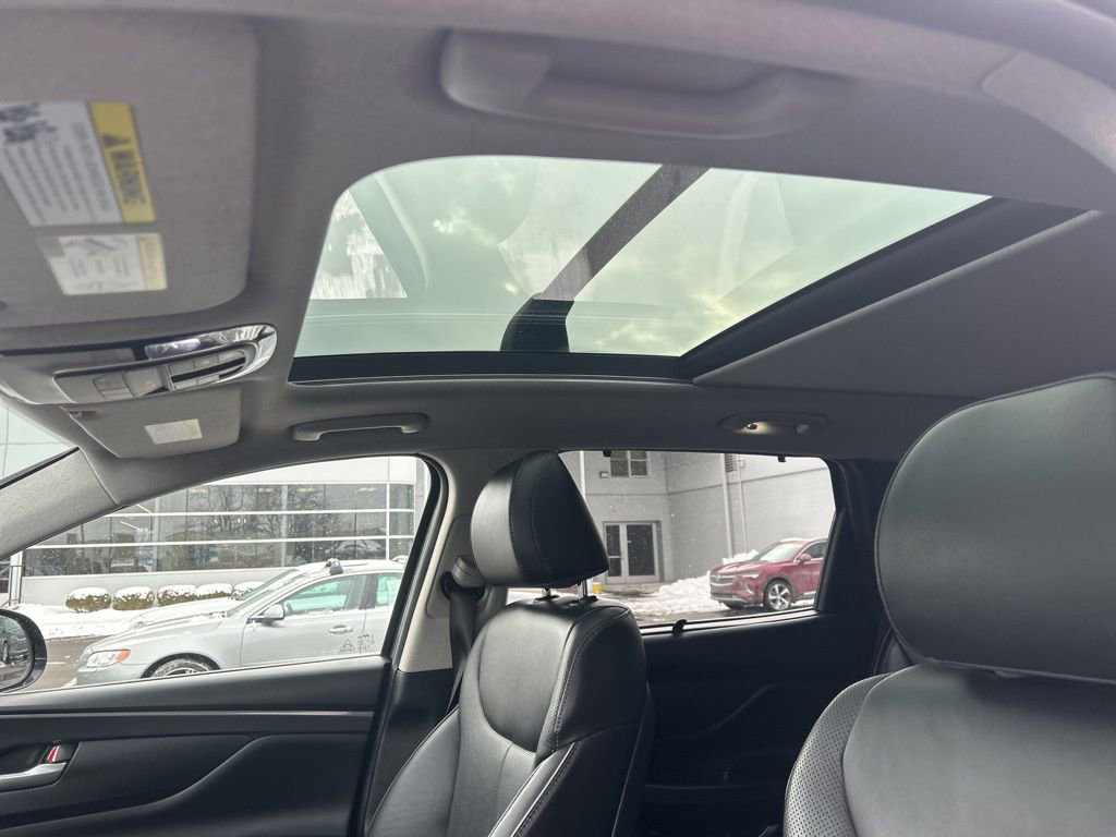 Used 2022 Hyundai Santa Fe Limited image 25