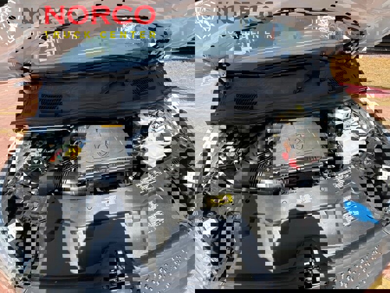 Used 2022 Mercedes-Benz Metris image 24