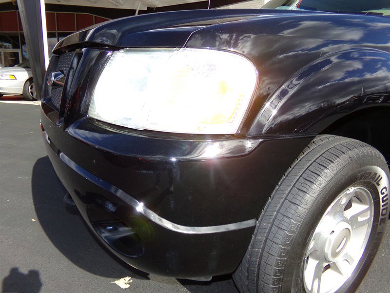 Used 2004 Ford Explorer Sport Trac XLT AWD/4WD image 3