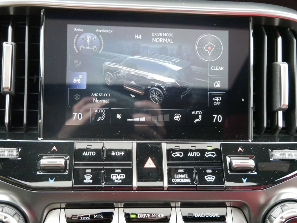 New 2026 Lexus LX 700h F Sport AWD/4WD image 22