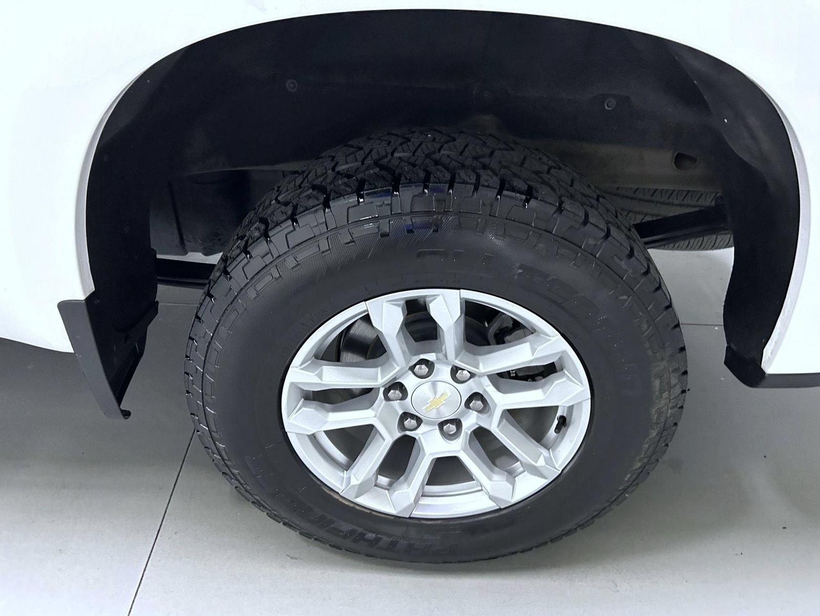 Used 2023 Chevrolet Silverado 1500 W/T w/ WT Value Package AWD/4WD image 22