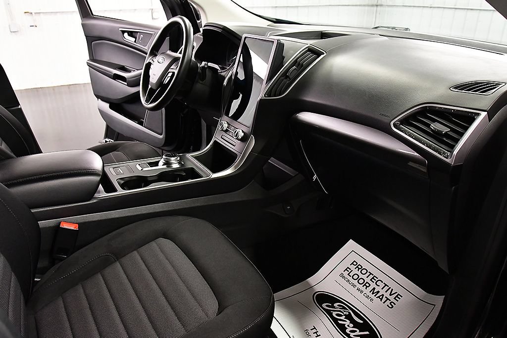 Used 2024 Ford Edge SE AWD/4WD image 28
