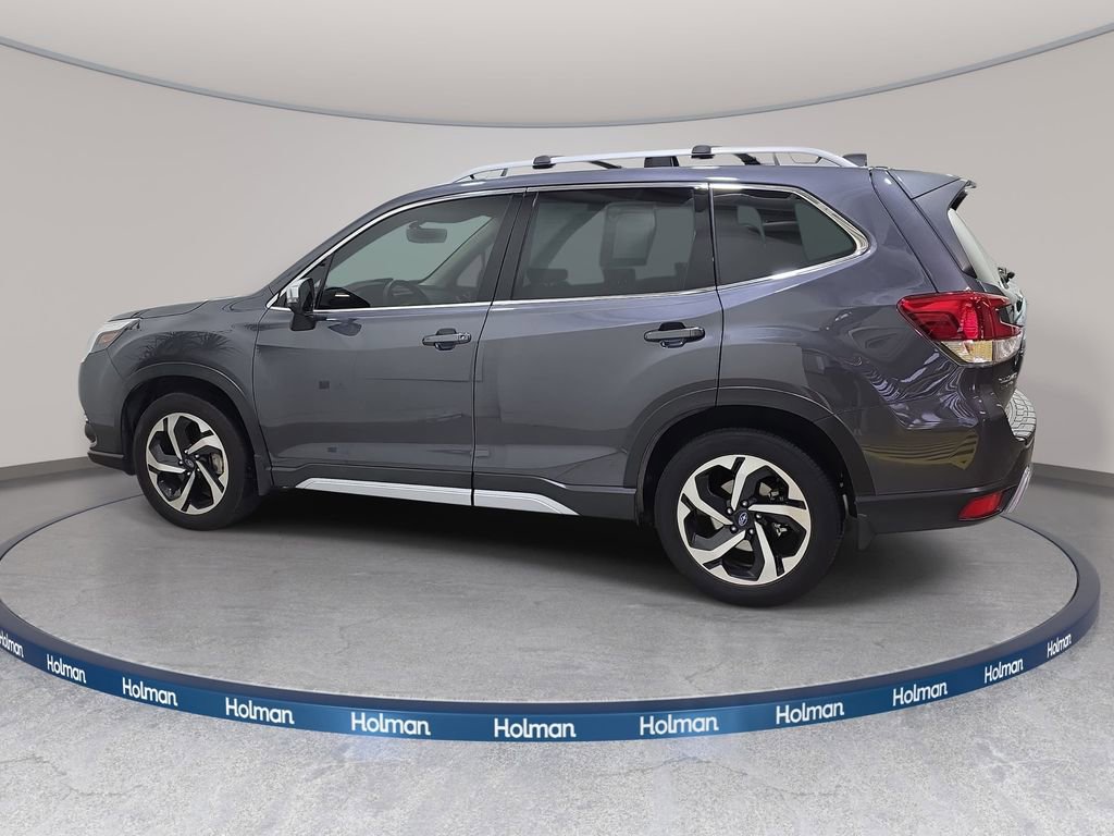 Used 2023 Subaru Forester Touring image 9