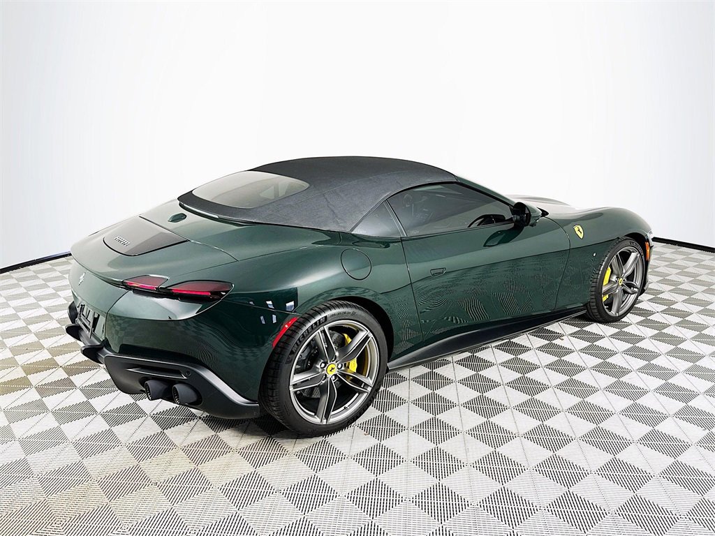 Used 2025 Ferrari Roma Spider image 35