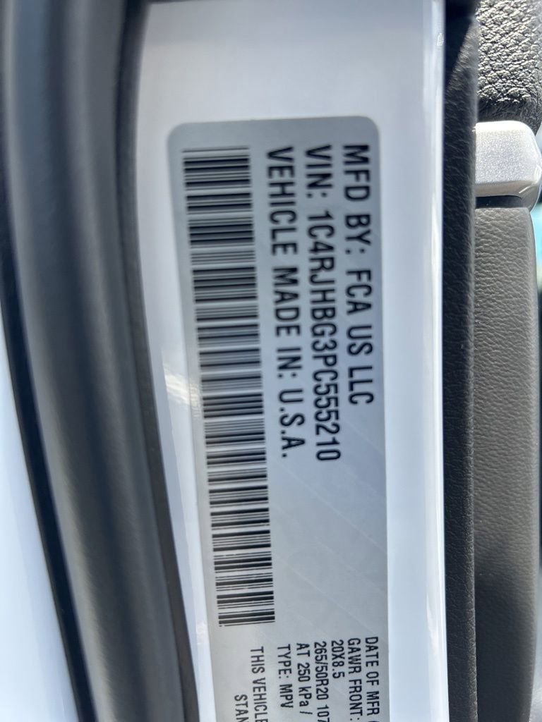 Certified 2023 Jeep Grand Cherokee Limited w/ Luxury Tech Group II image 51