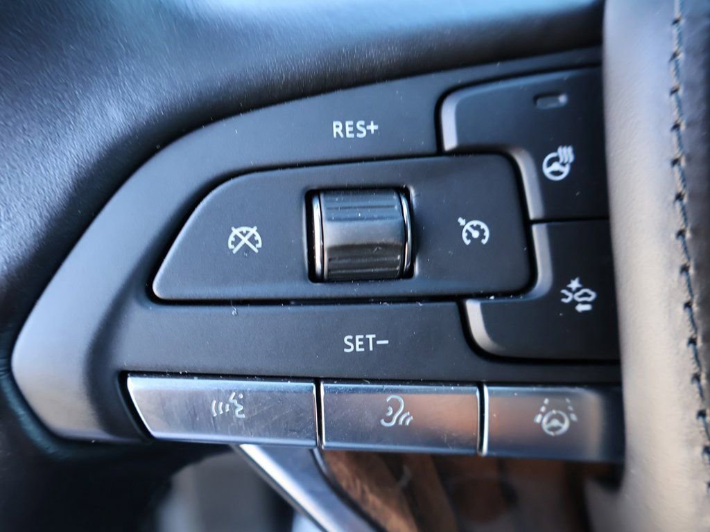 Used 2021 Cadillac Escalade Premium Luxury Platinum image 53