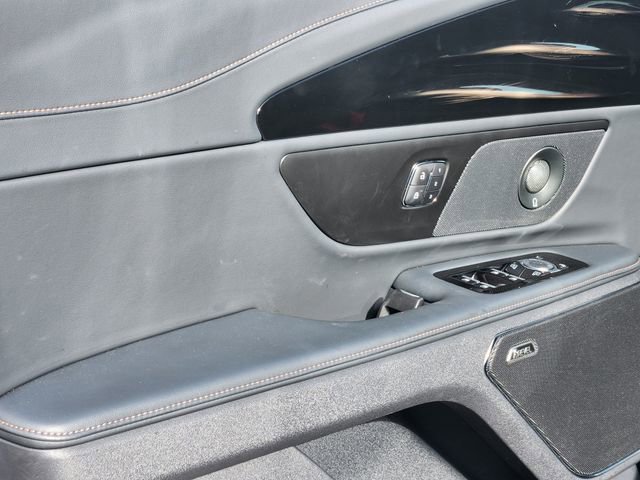 New 2025 Lincoln Nautilus Premier w/ Equipment Group 102A image 9