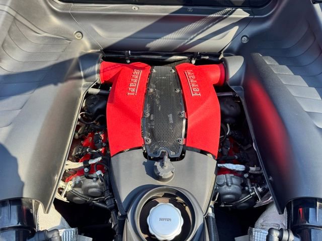 Used 2020 Ferrari F8 Tributo image 43