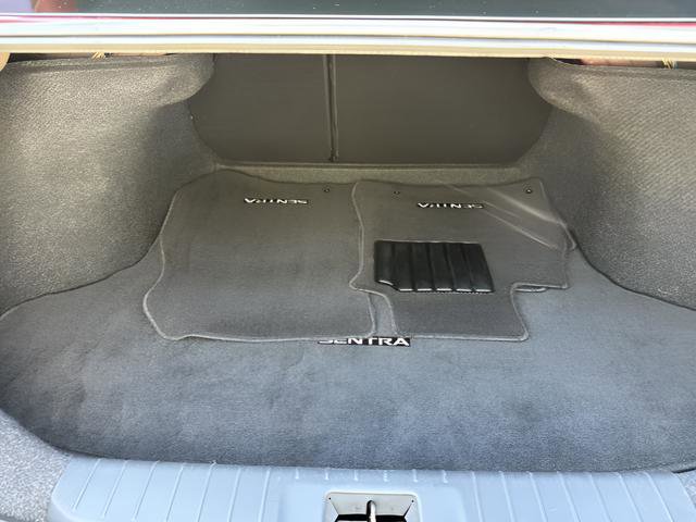 Used 2021 Nissan Sentra SR w/ SR Premium Package image 14