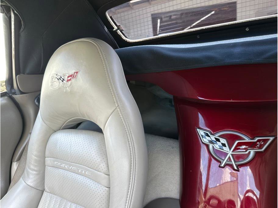 Used 2003 Chevrolet Corvette Coupe w/ Preferred Equipment Group1 RWD image 27