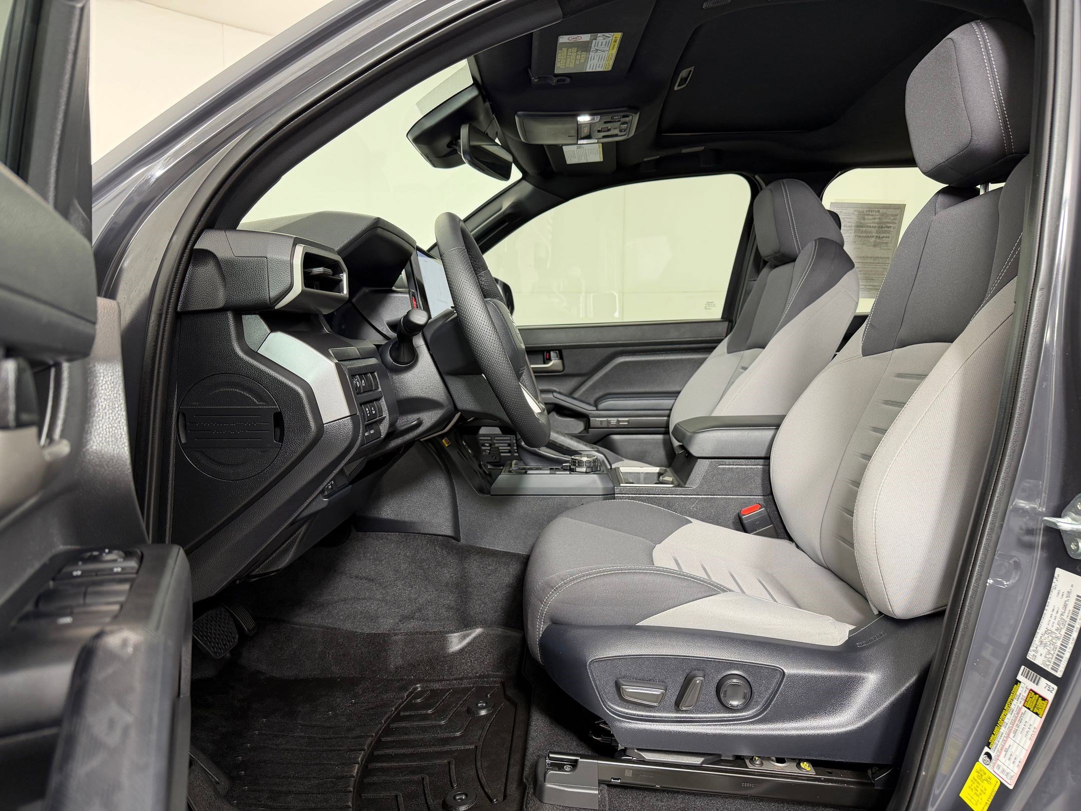 Certified 2024 Toyota Tacoma TRD Off-Road w/ TRD Off Road Upgrade Package image 4