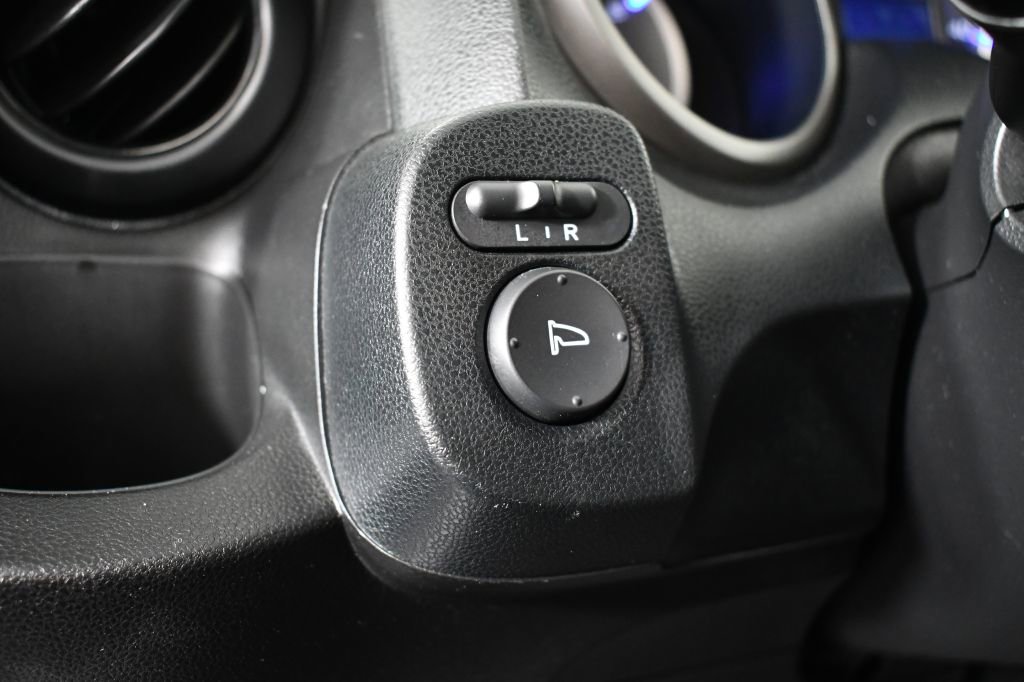 Used 2011 Honda Fit image 26