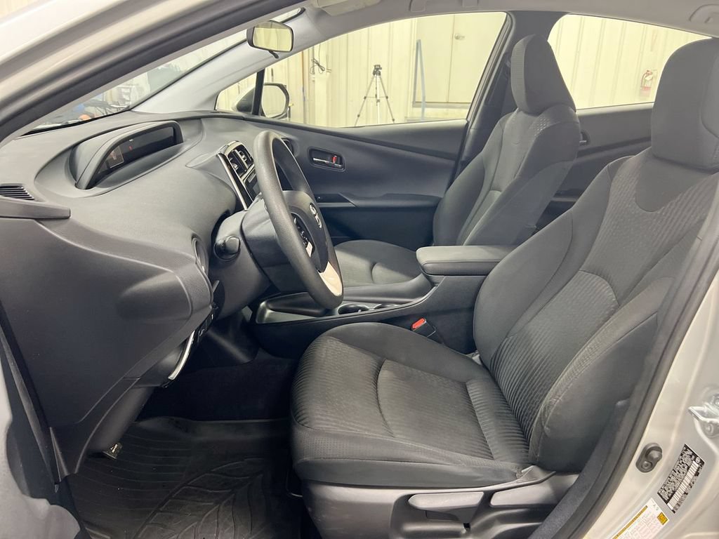 Used 2017 Toyota Prius Two FWD image 19