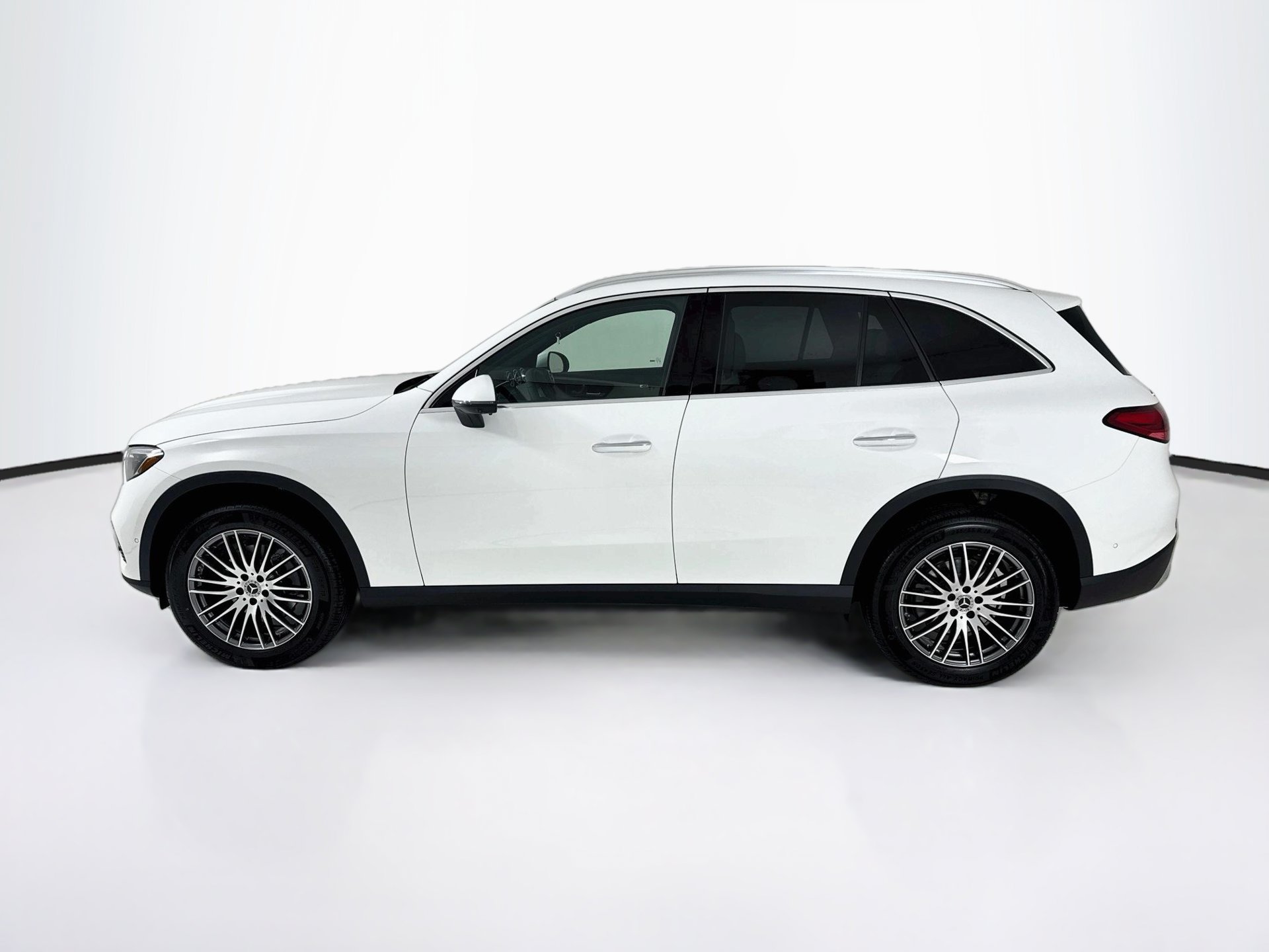 New 2027 Mercedes-Benz GLC 300 image 5