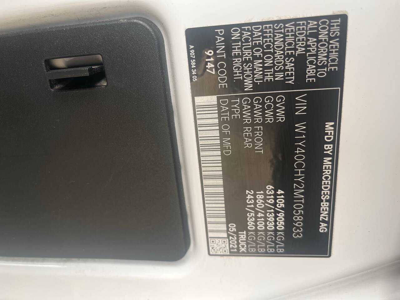 Used 2021 Mercedes-Benz Sprinter 2500 image 12