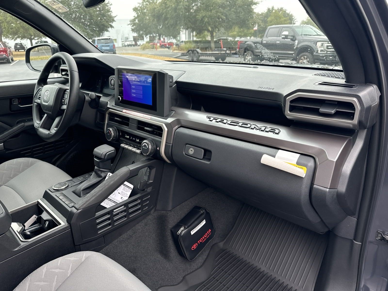New 2024 Toyota Tacoma SR5 RWD image 32