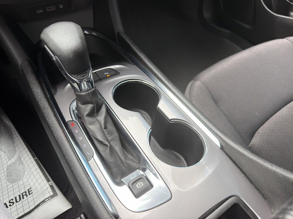 Used 2024 Chevrolet Malibu LT image 16