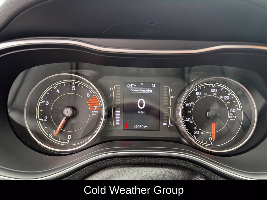 Used 2019 Jeep Cherokee Latitude Plus w/ Cold Weather Group AWD/4WD image 9