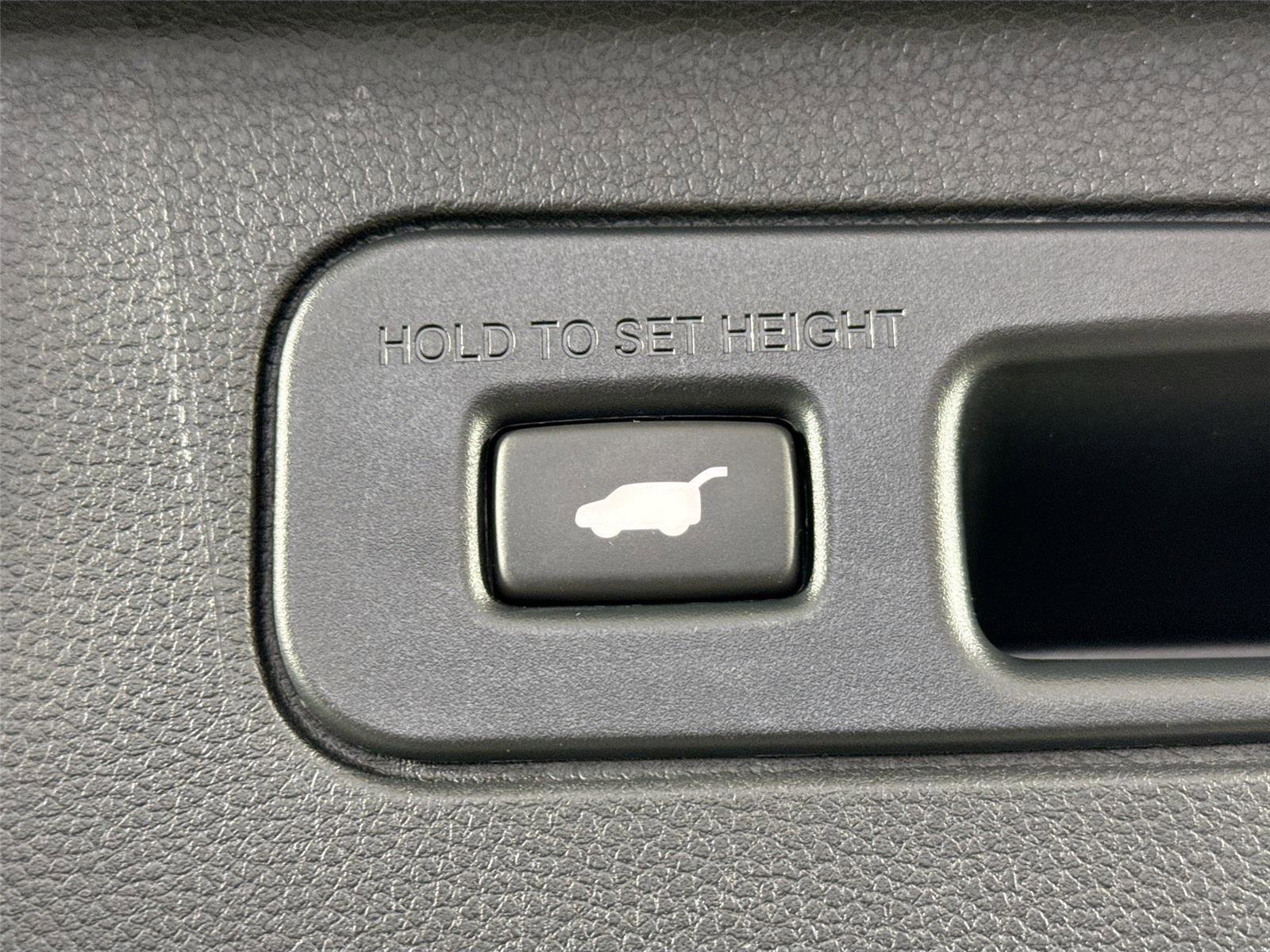 Used 2023 Honda Pilot Elite image 40