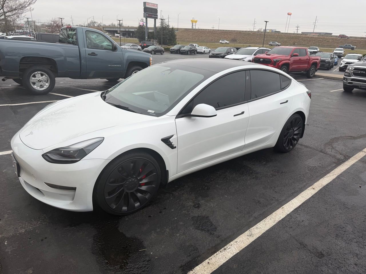 Used 2023 Tesla Model 3 Performance image 8