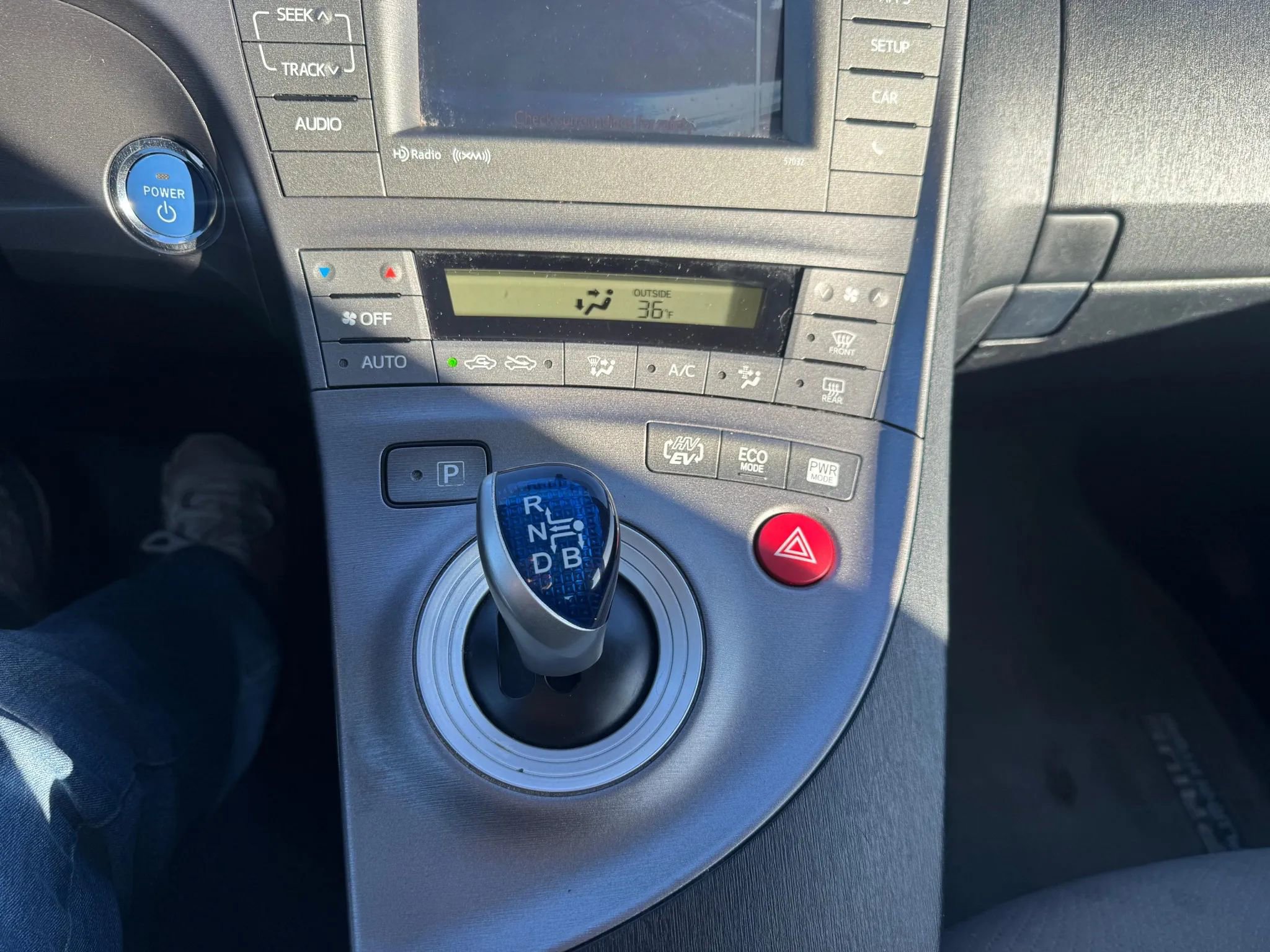 Used 2015 Toyota Prius Plug-In Hybrid image 15