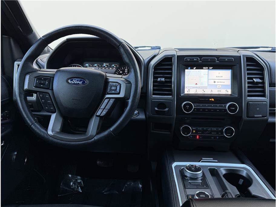 Used 2018 Ford Expedition XLT w/ Equipment Group 202A image 14