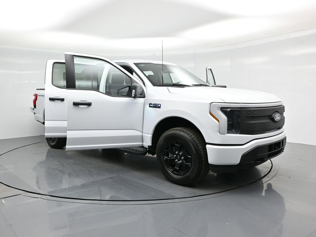 New 2025 Ford F150 Lightning XLT image 33