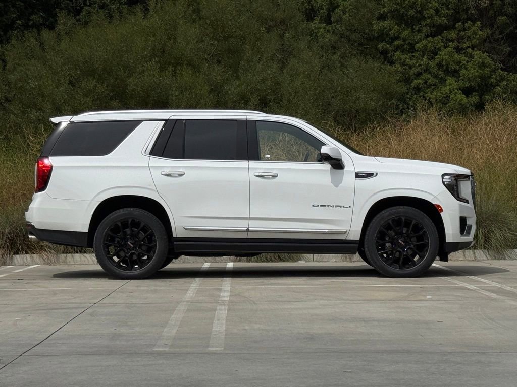 Used 2022 GMC Yukon Denali image 8