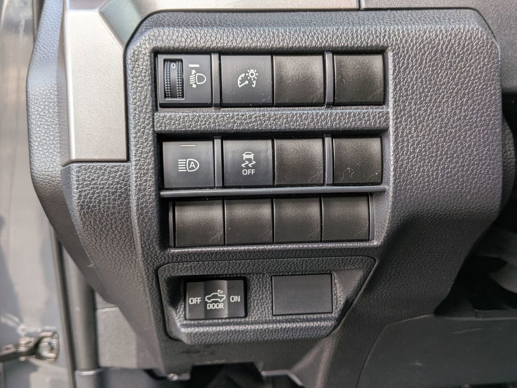 Used 2024 Toyota Tacoma SR5 image 17