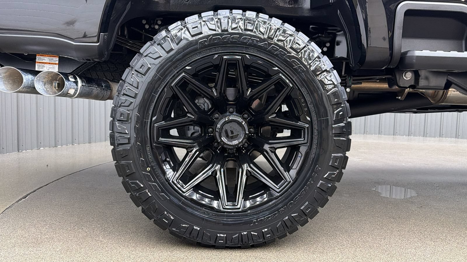 Used 2026 Ford F350 Platinum w/ FX4 Off-Road Package AWD/4WD image 11